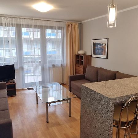 Апартаменти Apartament Cafe Del Mar Свіноуйсьце Екстер'єр фото